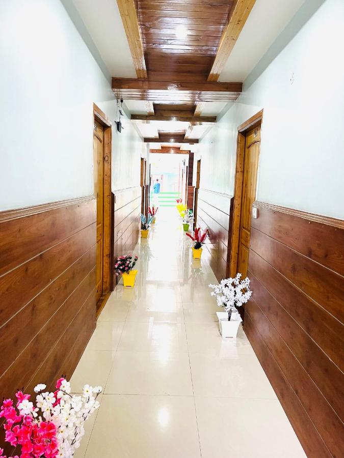 Winterline Resort Near Mall Road Manali - Centrally Heated & Air Cooled Exteriör bild