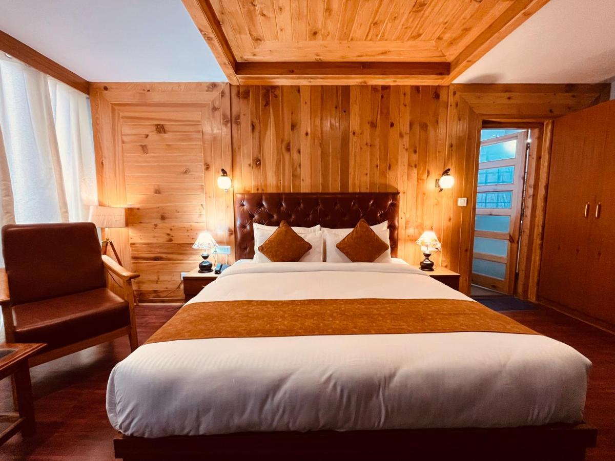 Winterline Resort Near Mall Road Manali - Centrally Heated & Air Cooled Exteriör bild