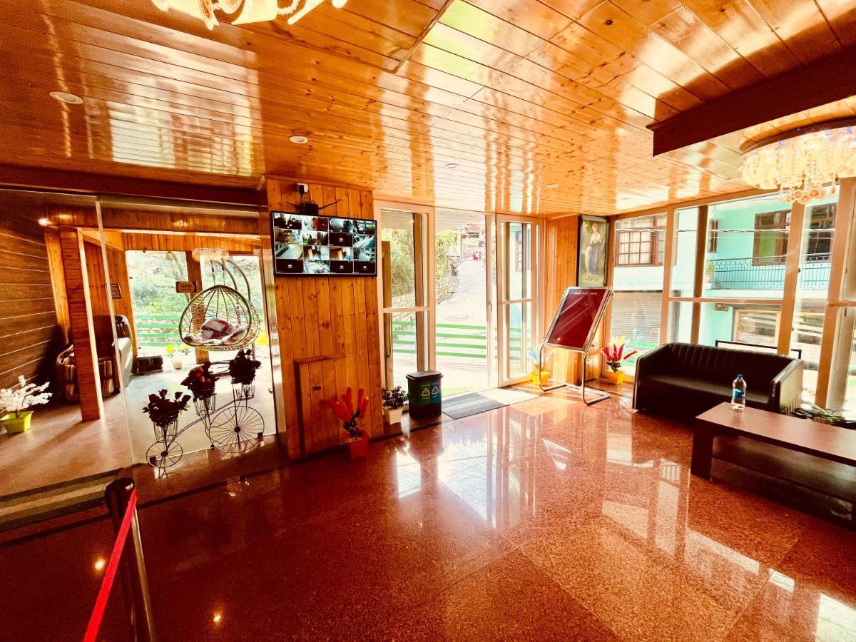 Winterline Resort Near Mall Road Manali - Centrally Heated & Air Cooled Exteriör bild