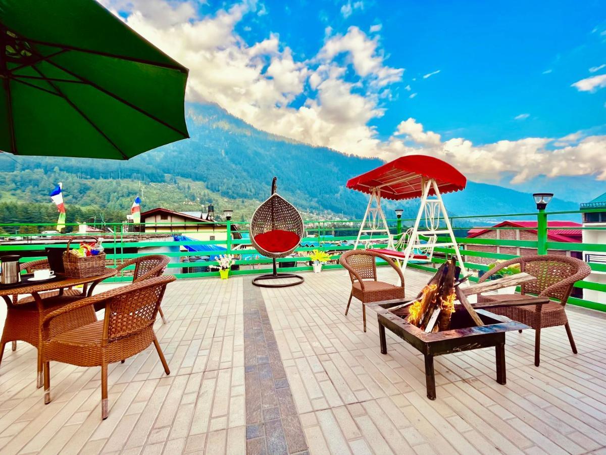 Winterline Resort Near Mall Road Manali - Centrally Heated & Air Cooled Exteriör bild