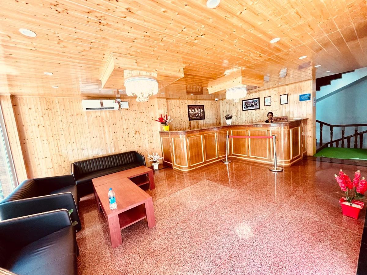 Winterline Resort Near Mall Road Manali - Centrally Heated & Air Cooled Exteriör bild