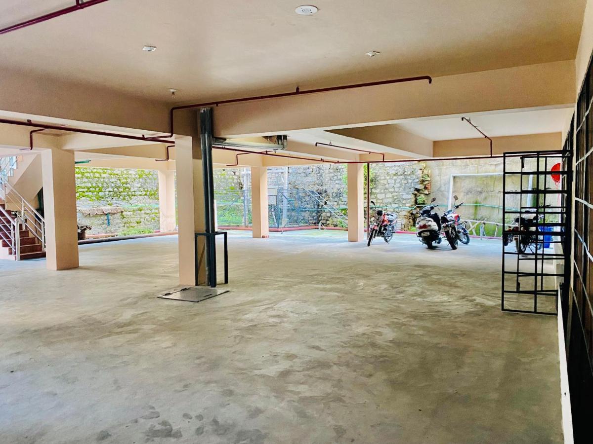Winterline Resort Near Mall Road Manali - Centrally Heated & Air Cooled Exteriör bild
